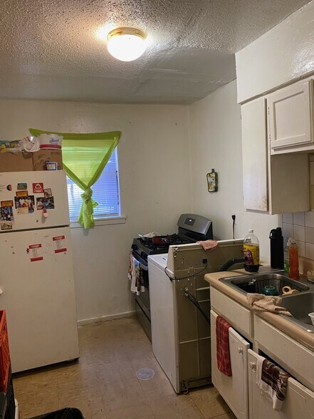 More Photos Of 1350 Willie Mitchell, Memphis Apartments For Sale