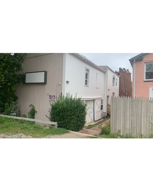 More Photos Of 37 Main St, Clinton Township Storefront Retail Residential For Lease