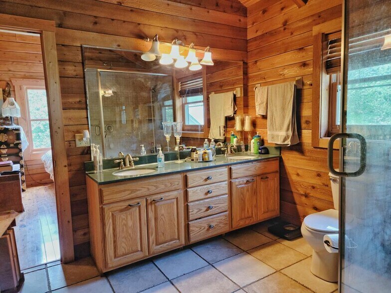 More Photos Of 9545 178th St, Mc Alpin Specialty For Sale