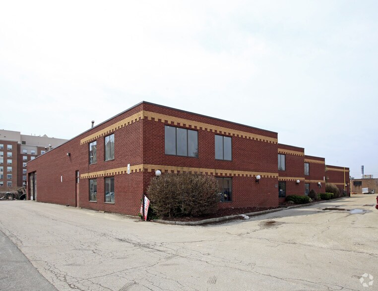 Primary Photo Of 191 Vinyl Ct, Vaughan Warehouse For Lease