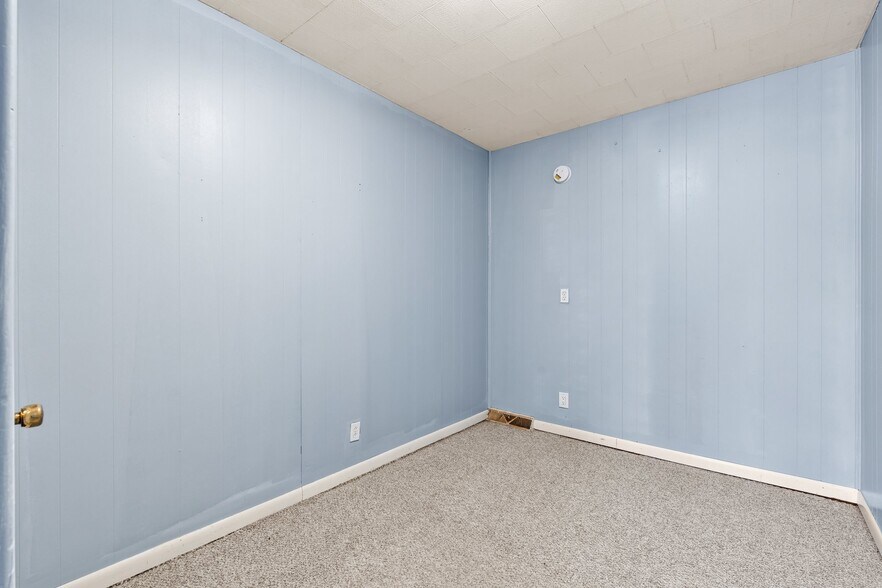 More Photos Of 6749 Ramsgate Rd, Chittenango Multifamily For Sale