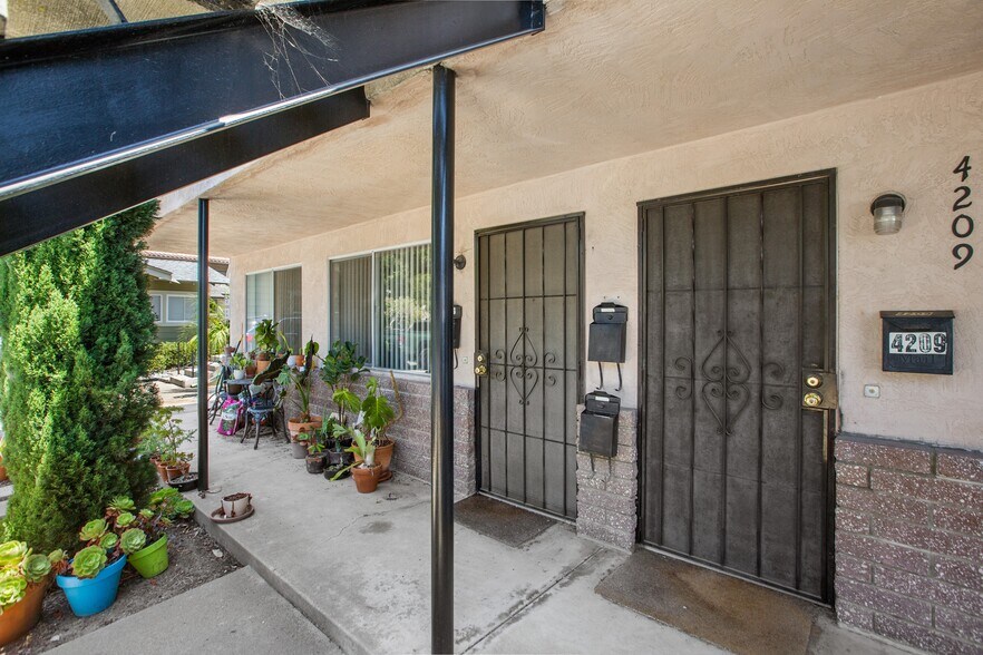 More Photos Of 4209-4221 3rd Ave, San Diego Apartments For Sale