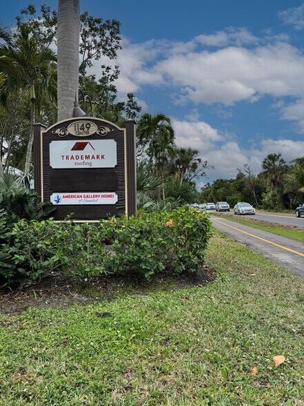 More Photos Of 1149 Periwinkle Way, Sanibel Office For Lease