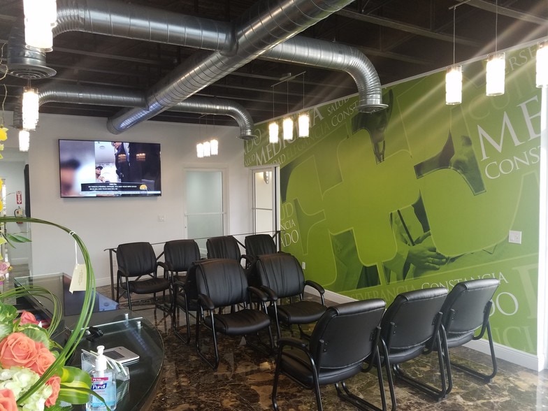 More Photos Of 255 University Dr, Coral Gables Medical For Lease