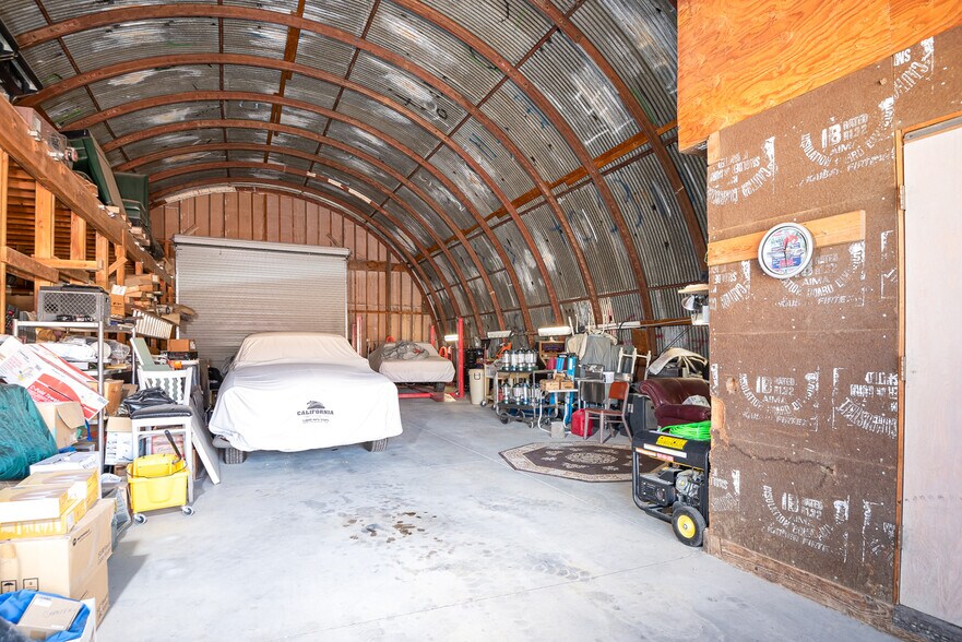 More Photos Of 3900 Carter Way, Wellington Bar For Sale