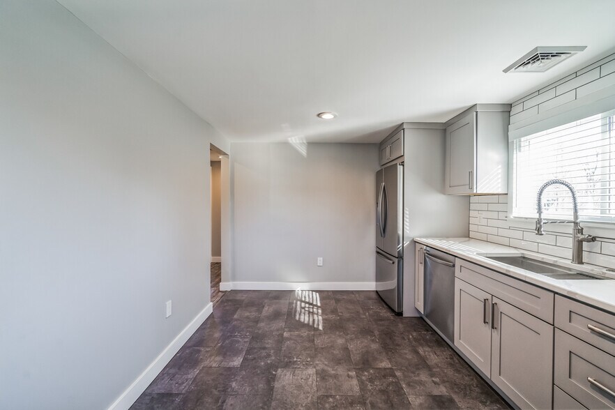 More Photos Of 2952-2954 Dekalb Pike, East Norriton Township Apartments For Sale