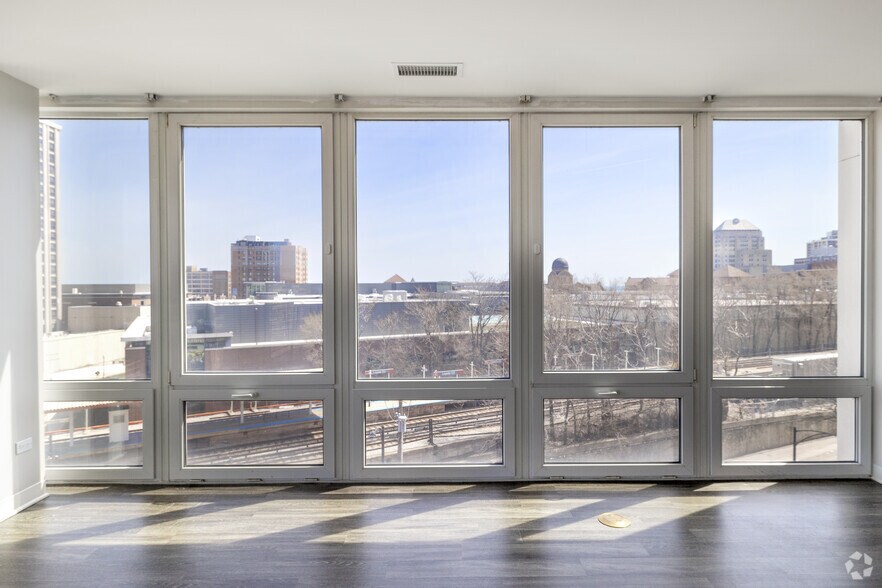 More Photos Of 1209 W Arthur Ave, Chicago Apartments For Lease