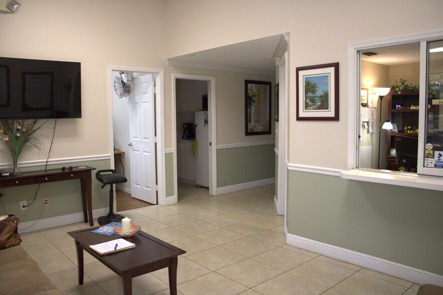 More Photos Of 1956 SW South Macedo Blvd, Port Saint Lucie Light Distribution For Lease