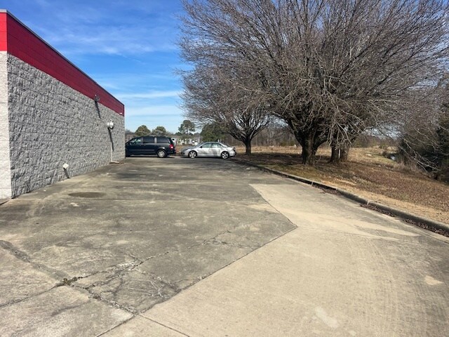 More Photos Of 804 Beltline Rd SW, Decatur Freestanding For Lease