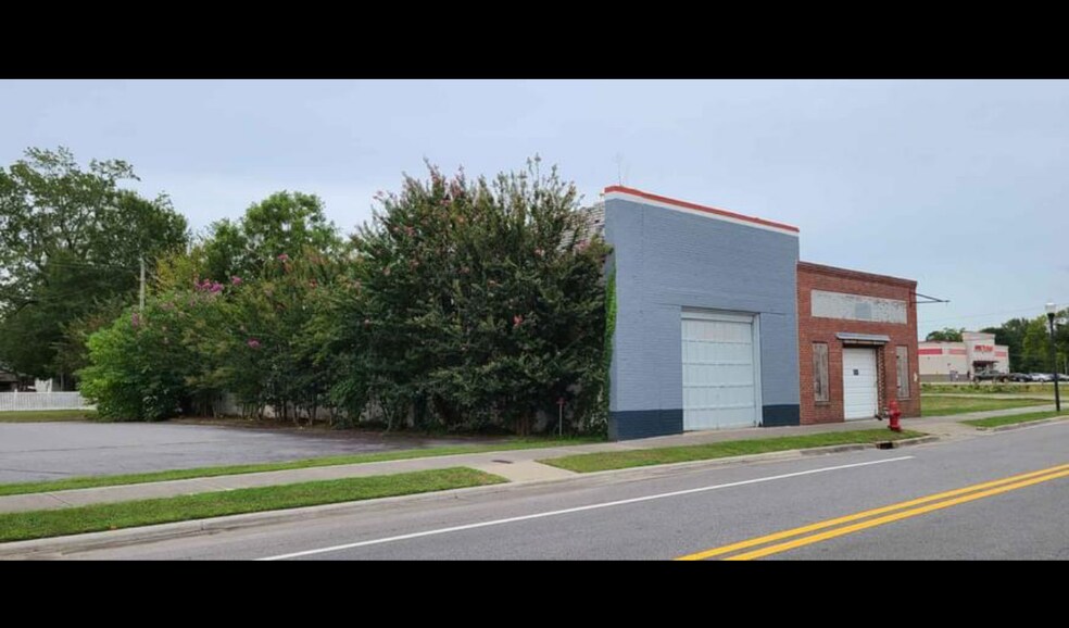 More Photos Of 7396 Main Street, Bethel Auto Repair For Sale