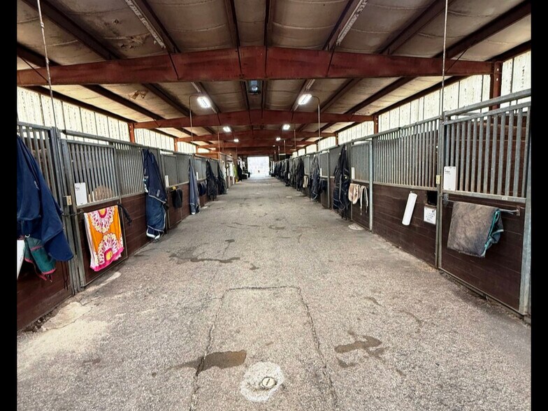 More Photos Of 12310 Gammon rd, Providence Horse Stables For Sale