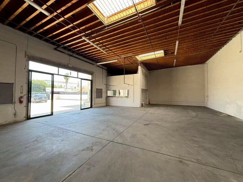 More Photos Of 2735 Tyler Ave, El Monte Warehouse For Lease
