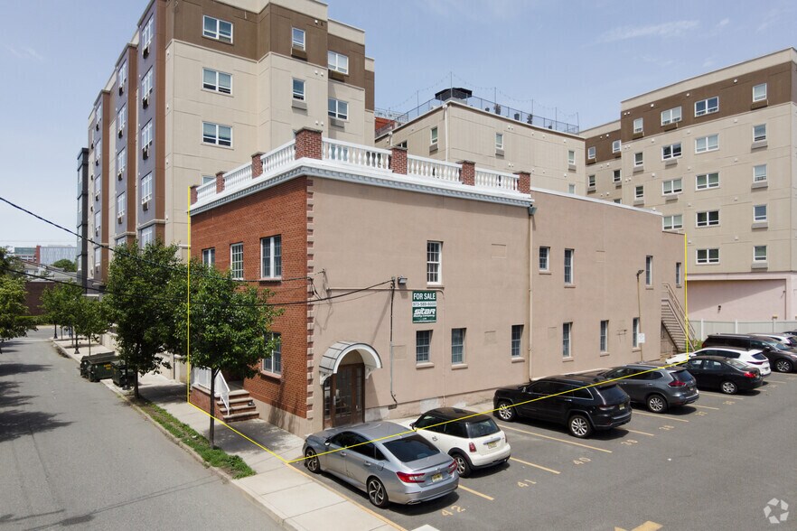 More Photos Of 36 Bergen St, Hackensack Loft Creative Space For Sale