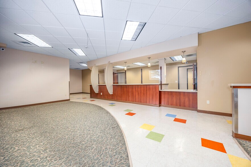 More Photos Of 829 Goethals Dr, Richland Office For Lease