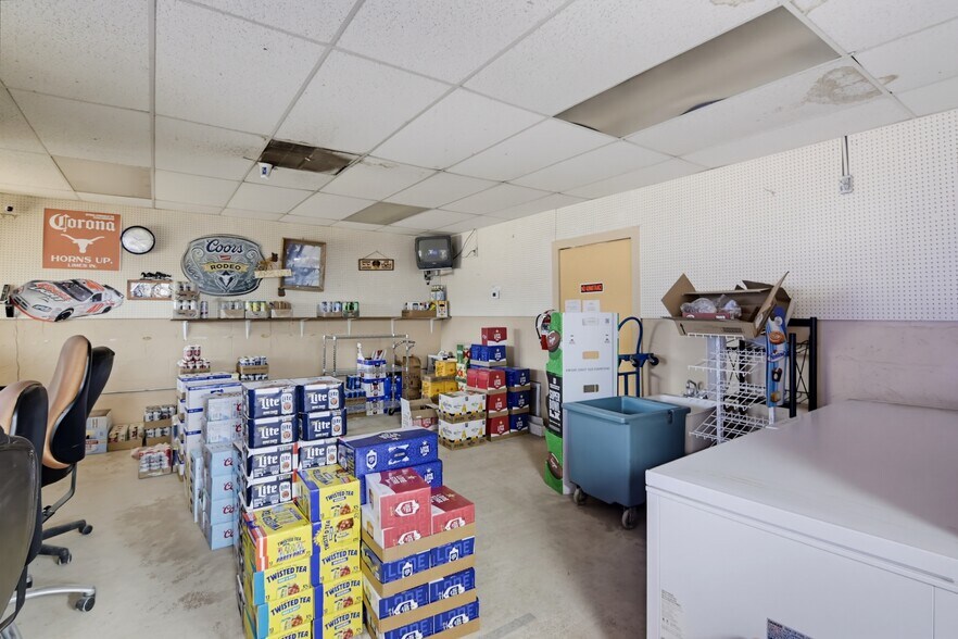 More Photos Of 6348 FM 1117, Seguin Storefront Retail Office For Sale