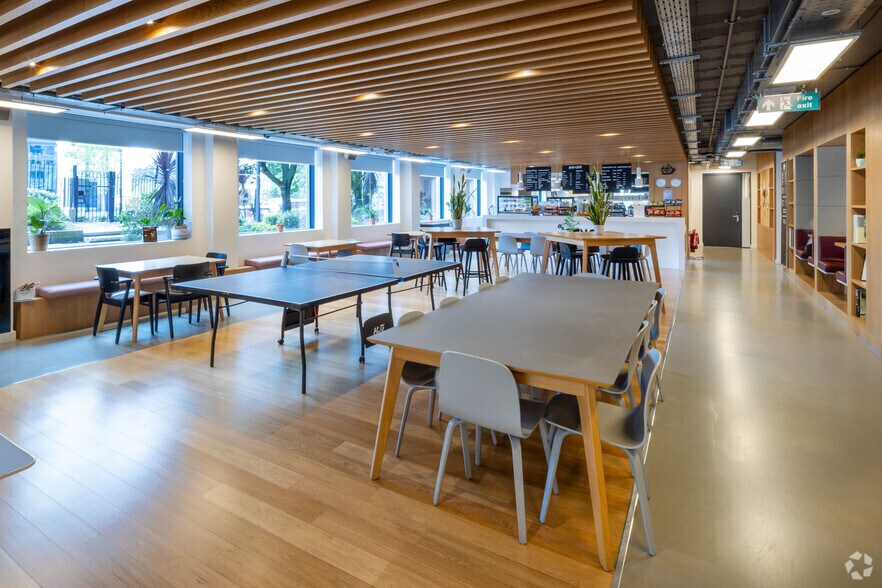 More Photos Of 156 Great Charles Street Queensway, Birmingham Coworking Space