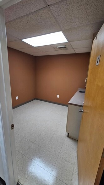 More Photos Of 7131 Rising Sun Ave, Philadelphia Office For Lease
