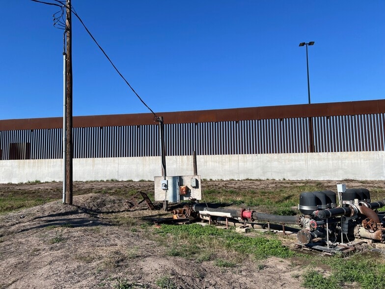 More Photos Of 424.43 Acs on E. Side of Pharr Intl. Bridge, Pharr Land For Sale