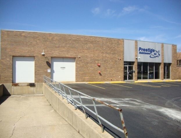 Primary Photo Of 7460 W 100th Pl, Bridgeview Warehouse For Lease