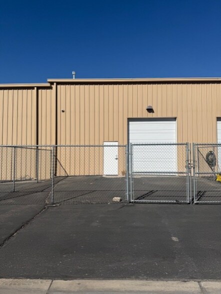 More Photos Of 2420 Midtown Plz NE, Albuquerque Warehouse For Lease
