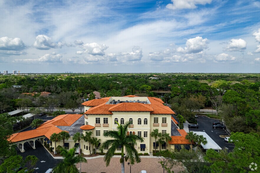 More Photos Of 1185 Immokalee Rd, Naples Office For Lease