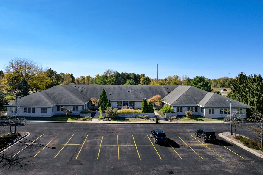 More Photos Of 2175 University Park Dr, Okemos Medical For Sale