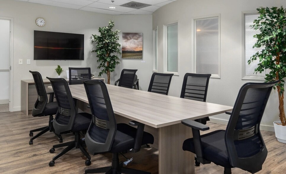 More Photos Of 1895 N Wildwood St, Boise Office For Lease