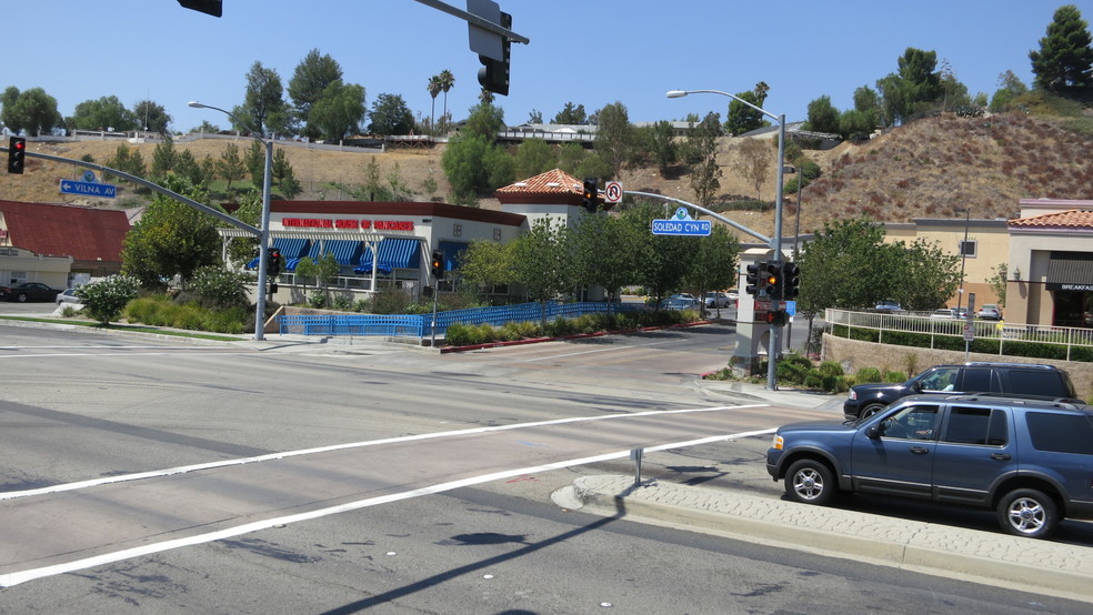 More Photos Of 18635 Soledad Canyon Rd, Santa Clarita Unknown For Lease