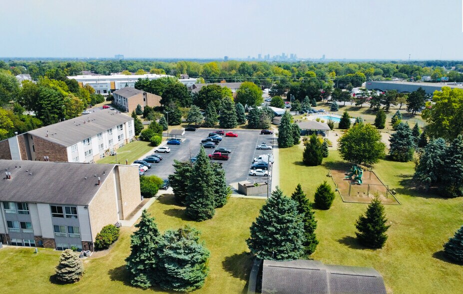 More Photos Of 3691 Windward Way, Columbus Apartments For Sale