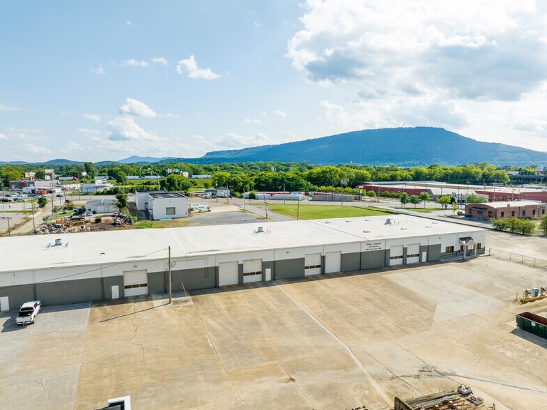 More Photos Of 1901 Polk St, Chattanooga Warehouse For Lease