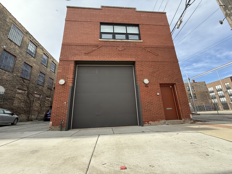 Primary Photo Of 456 N Leavitt St, Chicago Warehouse For Sale