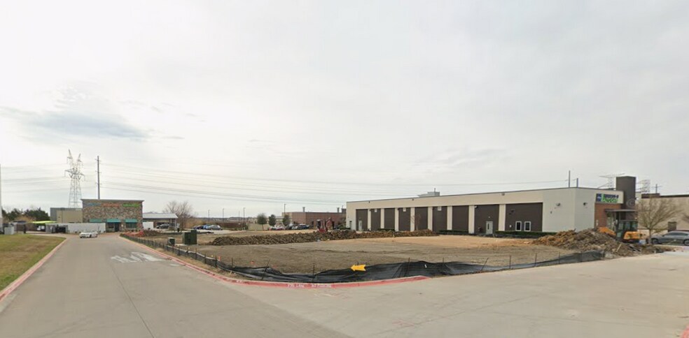 More Photos Of 4760 Windhaven Pky, Lewisville Restaurant For Lease