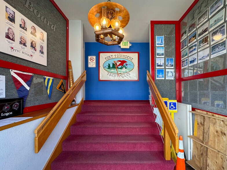 More Photos Of 2503 Washington Street, Port Townsend Specialty For Sale