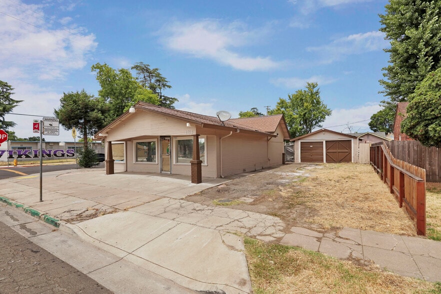 More Photos Of 1765 Monte Diablo Ave, Stockton General Retail For Sale