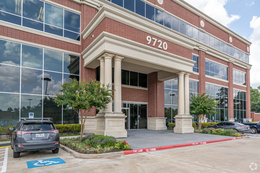 9720 Cypresswood Dr, Houston, TX 77070 Office For Lease