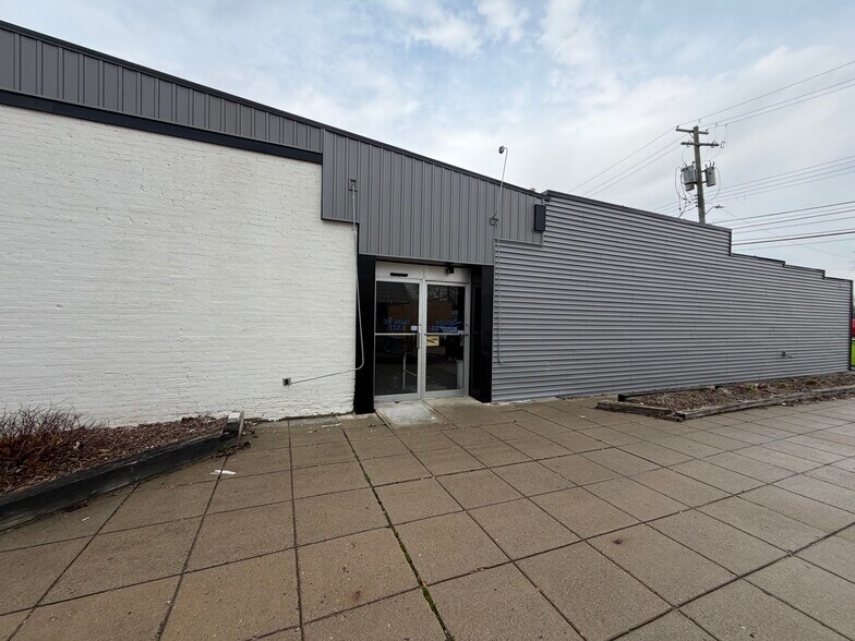 More Photos Of 4238 Main St, Brown City Drugstore For Sale