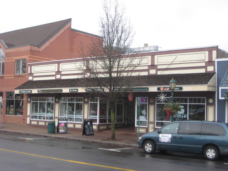 More Photos Of 1006-1008 Main St, Branford Storefront Retail Office For Lease