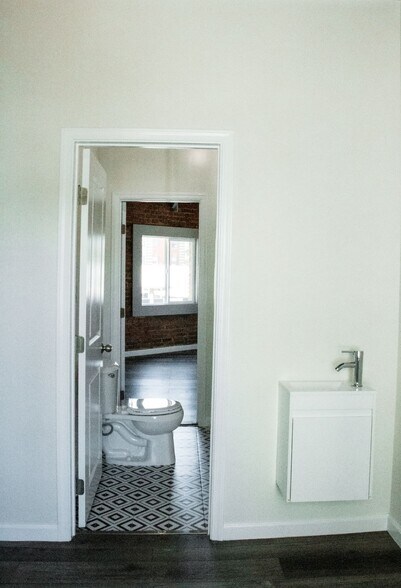 More Photos Of 1141 N Mission Rd, Los Angeles Apartments For Sale