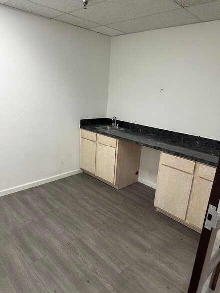 More Photos Of 72171 Highway 111, Palm Desert Storefront Retail Office For Lease