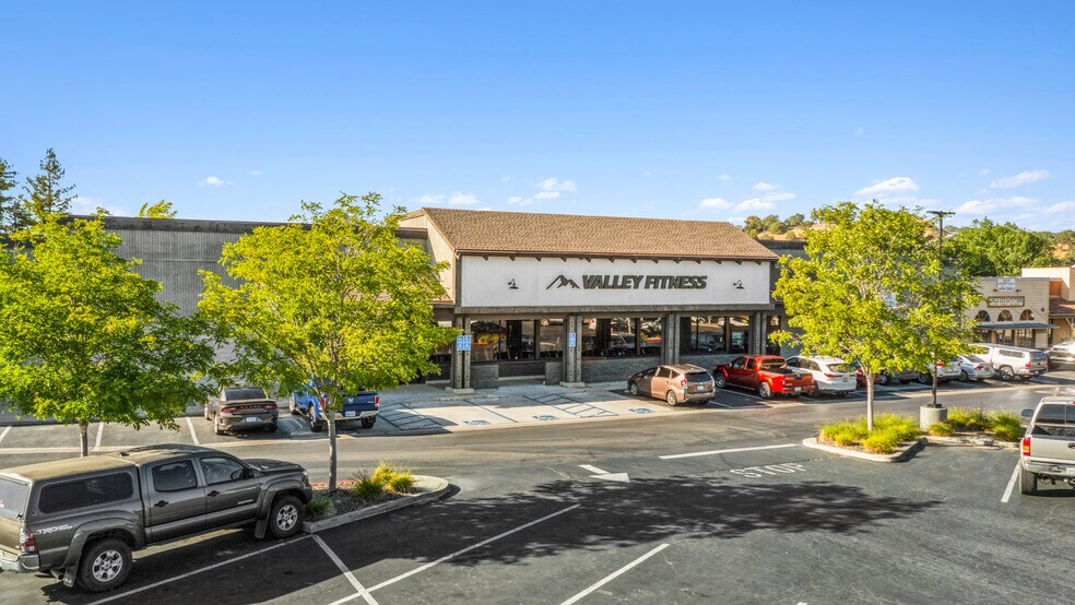 More Photos Of 8665 El Camino Real, Atascadero Health Club For Sale