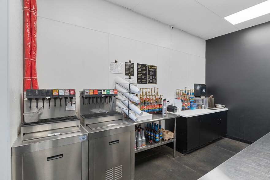 More Photos Of 6870 S Fort Apache Rd, Las Vegas Freestanding For Lease