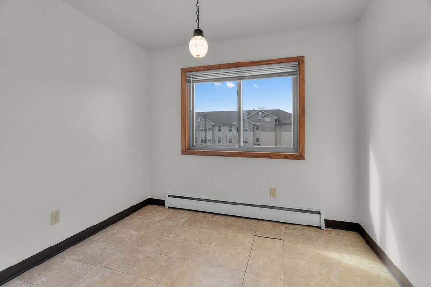 More Photos Of 1010 Lafond Ave, Saint Paul Apartments For Sale