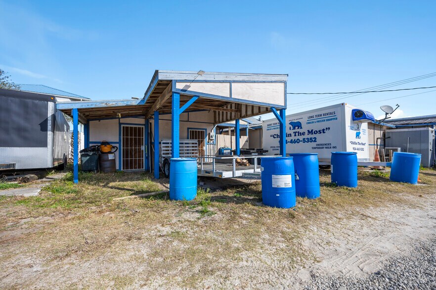 More Photos Of 691 A1A Beach Blvd, Saint Augustine General Retail For Sale