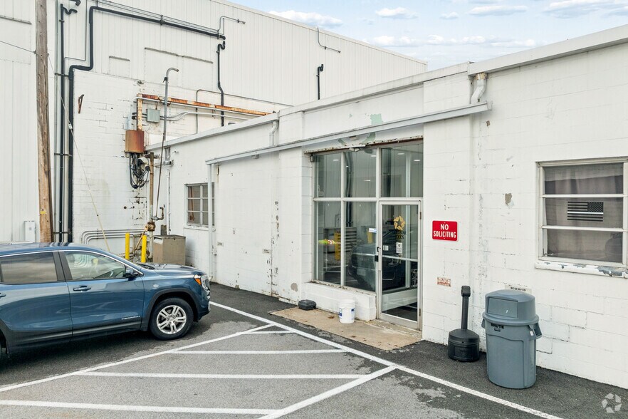 More Photos Of 10320 Fairgrounds Rd, Huntingdon Refrigeration Cold Storage For Lease