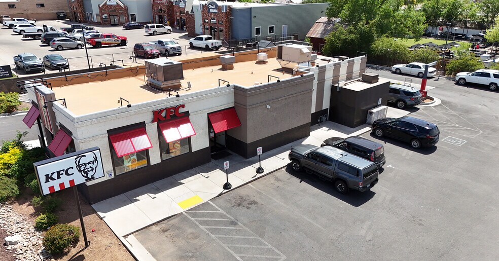 More Photos Of 180 N White Mountain Rd, Show Low Fast Food For Sale