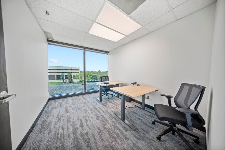 More Photos Of 4807 Rockside Rd, Independence Coworking Space