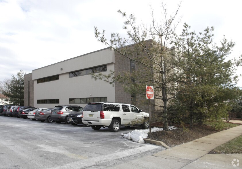 More Photos Of 1907 Park Ave, South Plainfield Medical For Sale