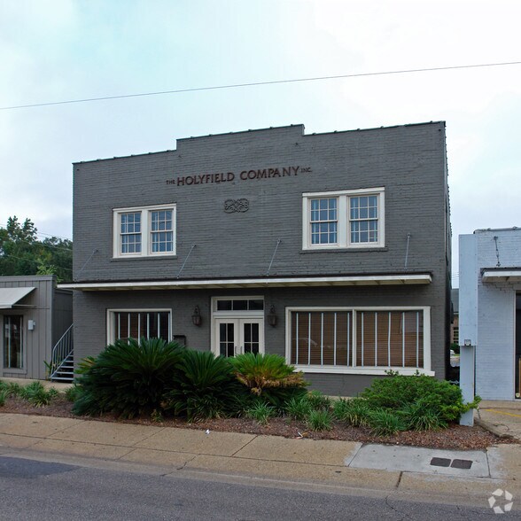 More Photos Of 2108 Airport Blvd, Mobile Office For Sale