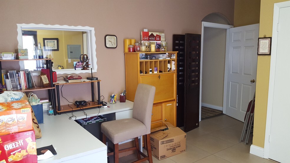 More Photos Of 10250-10352 W Sample Rd, Coral Springs Storefront Retail Office For Sale