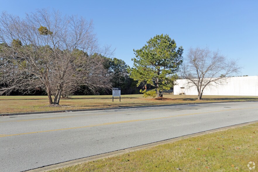 More Photos Of Landmark Dr @ E Roayall Av, Goldsboro Land For Lease